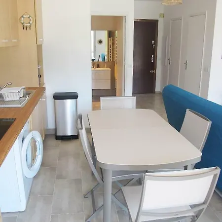 Les Charmilles Apartment